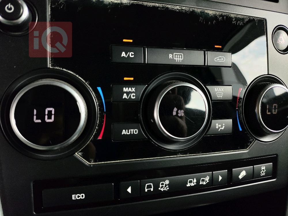 لاند روفر ديسكوفري